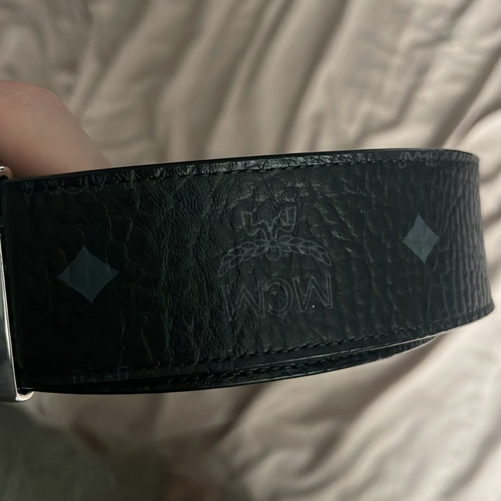 MCM Belt - Picture 2 of 3